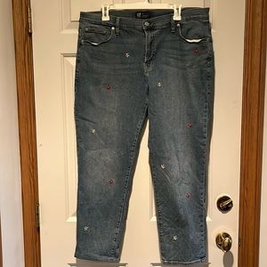 Gap denim girlfriend crop jeans with embroidered flowers Size 33.